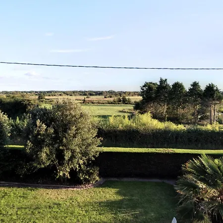 Dans Maison En Campagne *